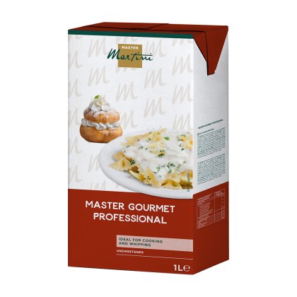 1公升裝Master Martini Master Gourmet Professional無糖忌廉,配泡芙及忌廉意粉。