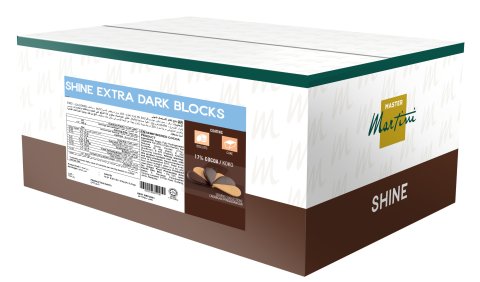 Master Martini「Shine Extra Dark Blocks」白棕色包裝盒，含17%可可塗層及營養成分說明